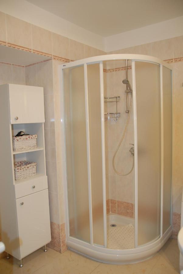 Apartment Bozic Abbazia Esterno foto